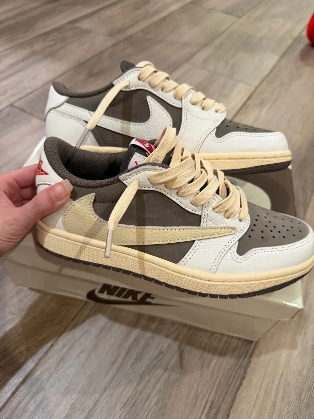 Nike 100% authentic